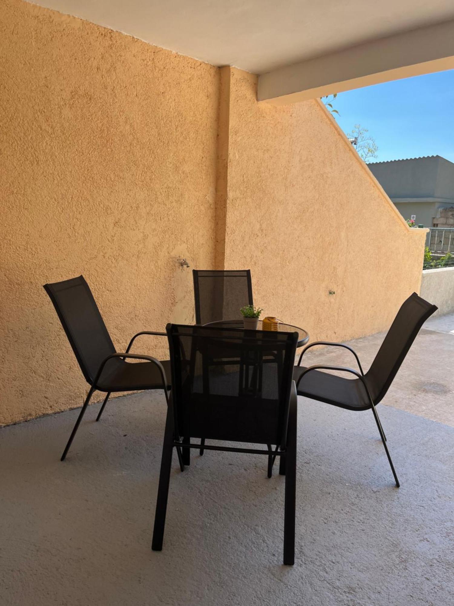 The Nook Villa Bilice Bagian luar foto