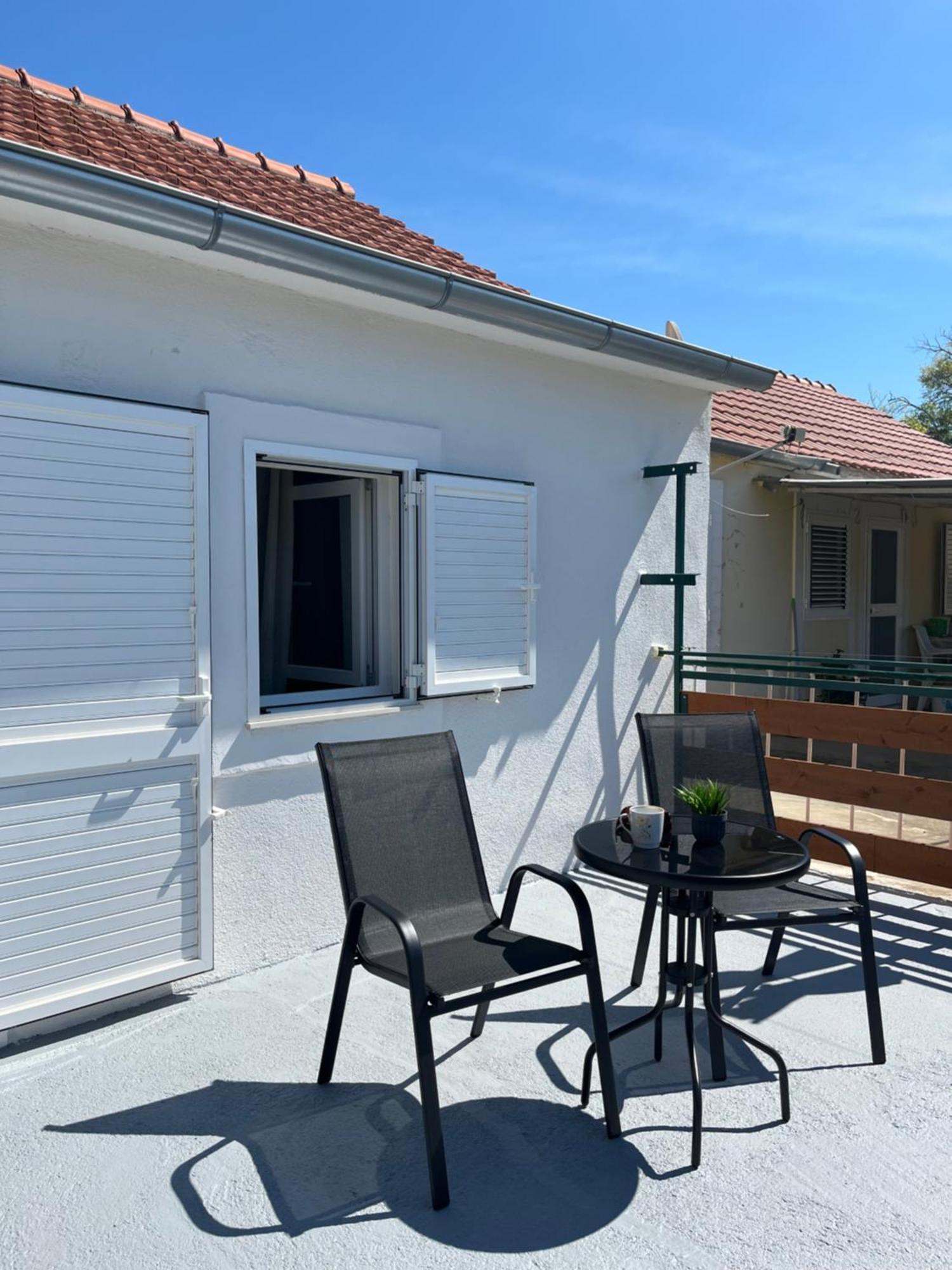 The Nook Villa Bilice Bagian luar foto